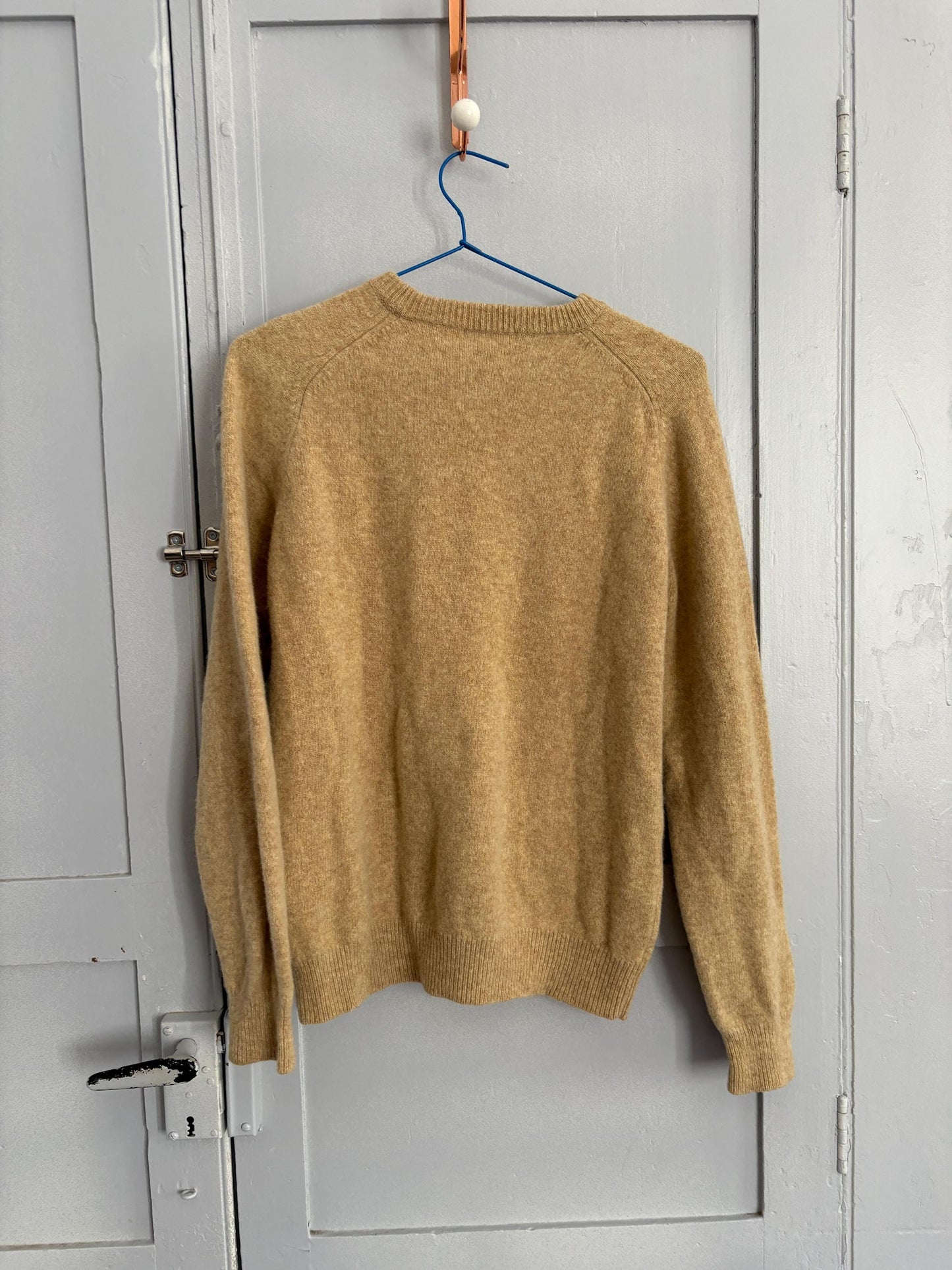 Vintage 100% Lambswool Jumper, Classic Crewneck Sweater, Light Academia Aesthetic, Minimalist Knitwear, Size M-L