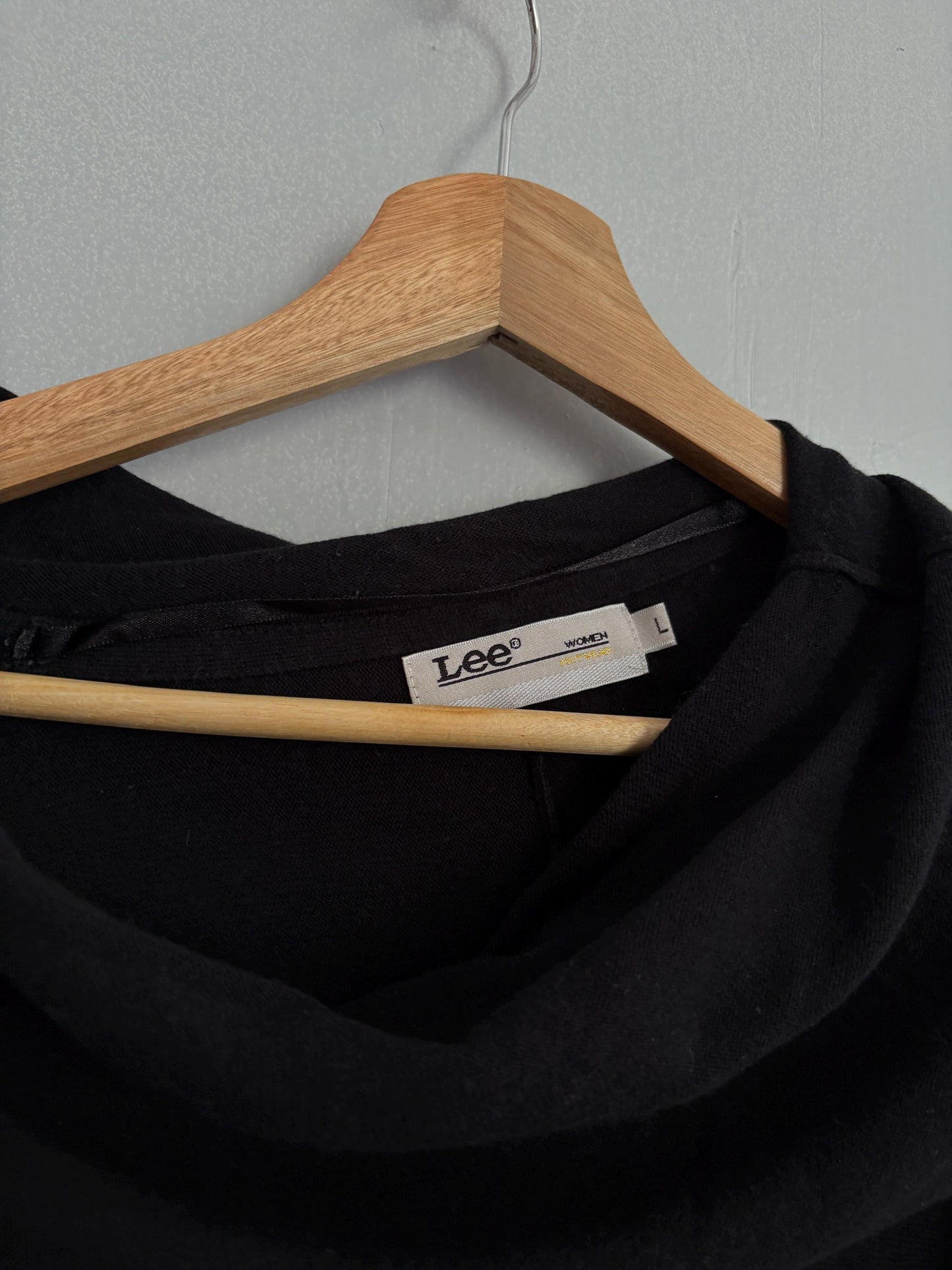 Vintage Lee minimalist dress, Elegant black comfortable mini dress, Luxury fit half sleeve short dres, Mock neck Little black dress, Size L