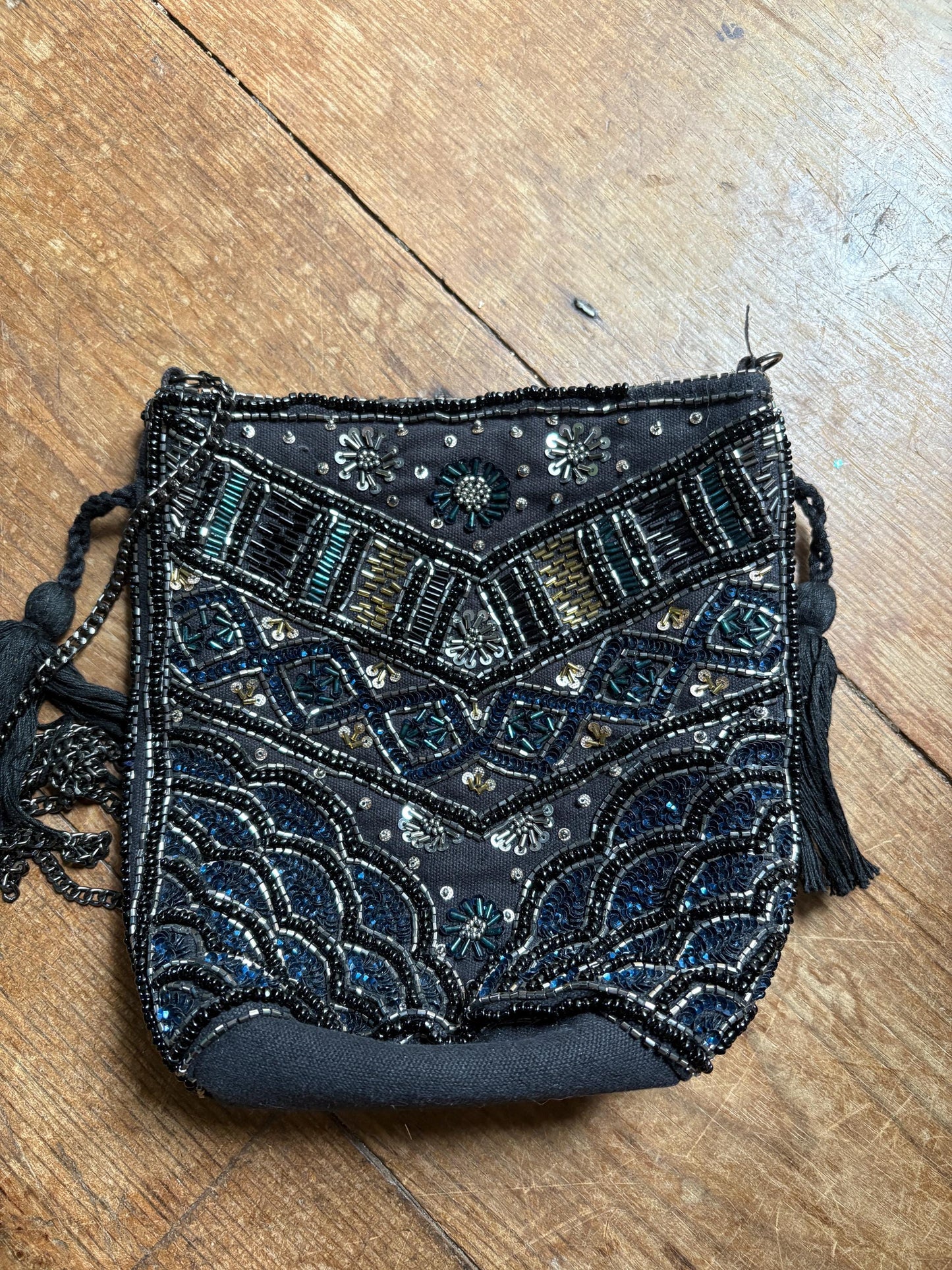 Vintage Black Beaded Sequin Shoulder Bag – Boho Gatsby-Inspired Evening Purse with Tassels