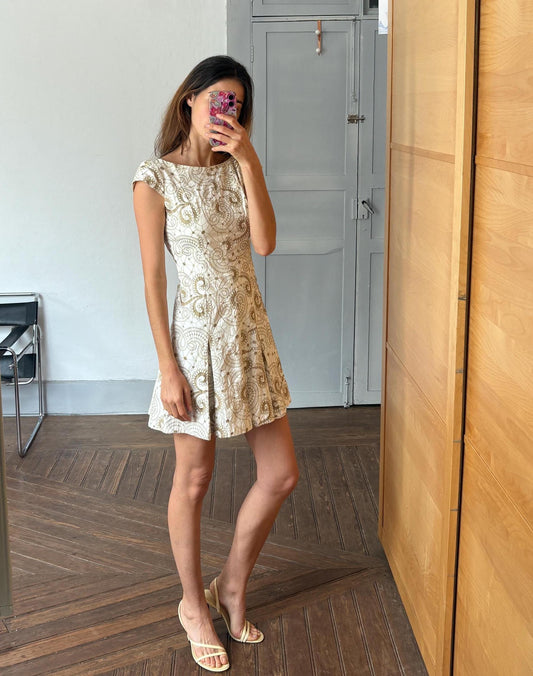 Vintage white embroidered fit and flare summer mini dress with cap sleeves and swirl floral pattern cotton elastane blend