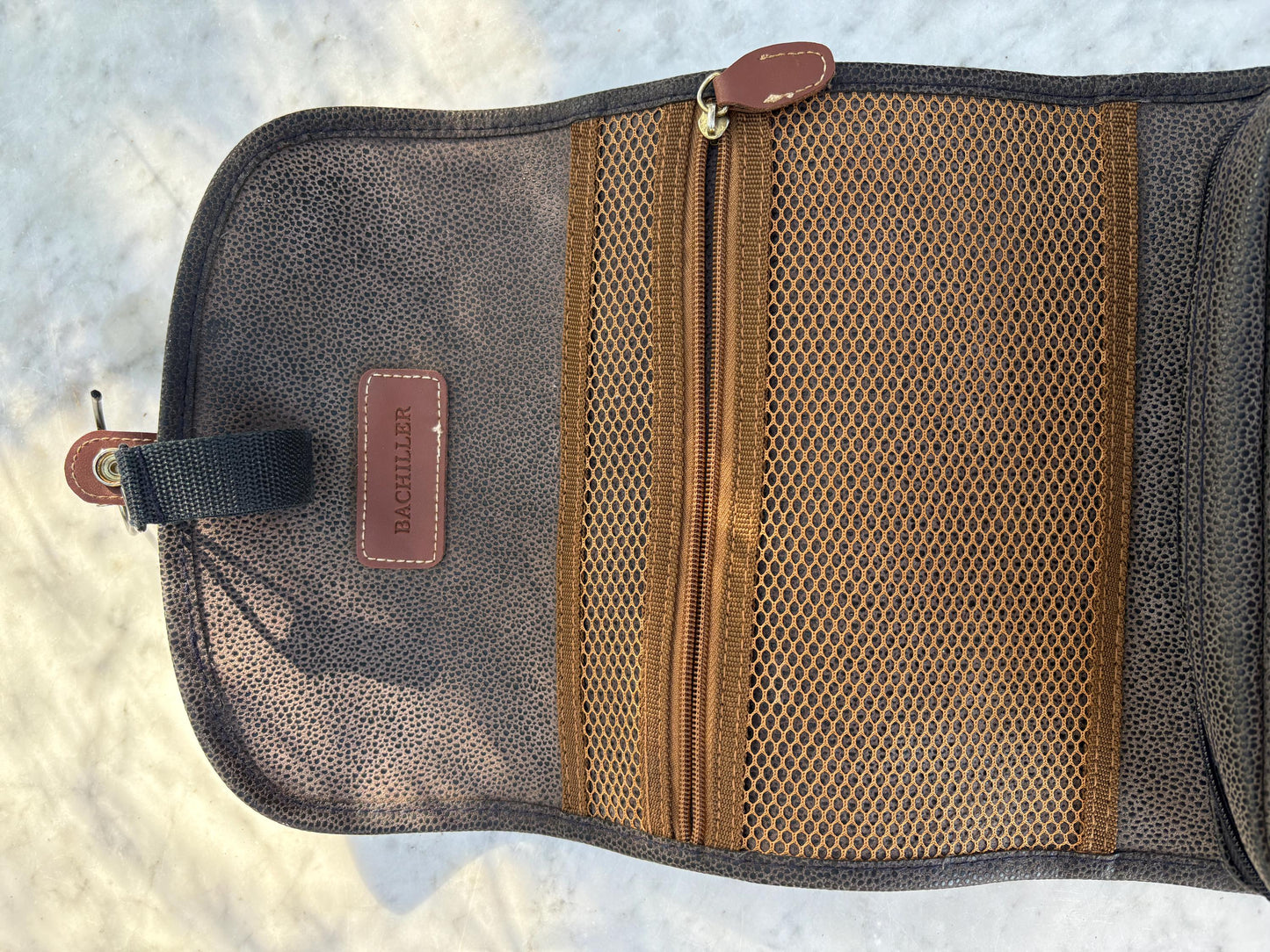 Vintage Leather Travel Toiletry Bag — additional view 10