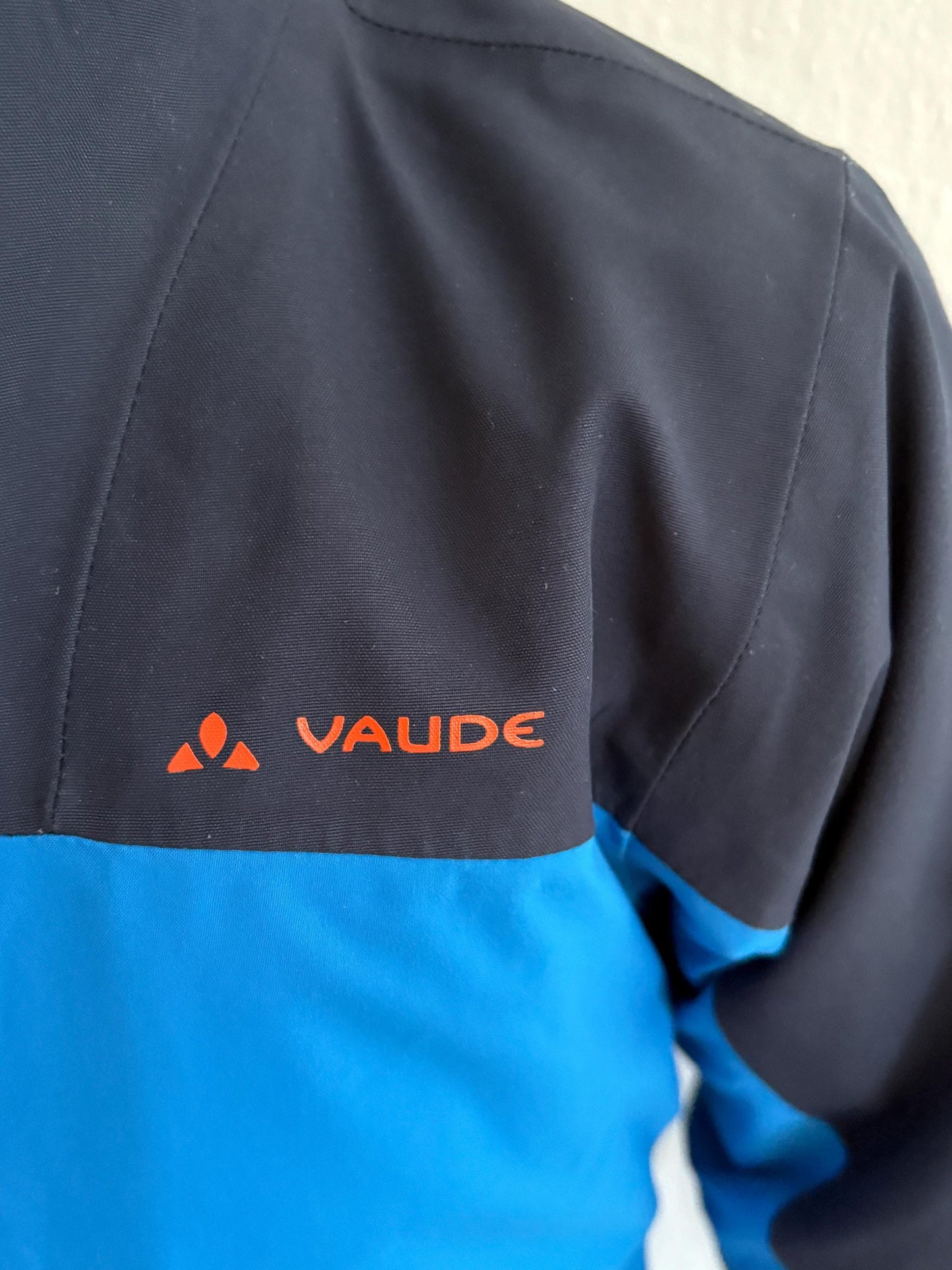 Vaude Kids Waterproof Snowsuit, Eco-Friendly Ski Suit, Blue Outdoor Winter Gear