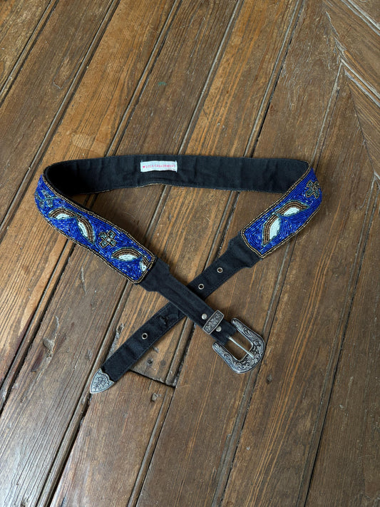 Vintage Beaded Western Belt – Lola Casa de Munt – Blue Floral Embroidery – Silver Buckle – Boho Statement Piece – Unique & Stylish