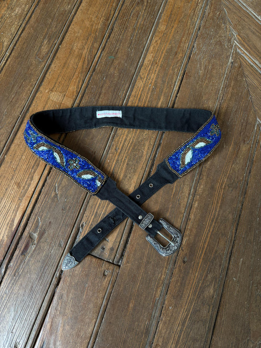 Vintage Beaded Western Belt – Lola Casa de Munt – Blue Floral Embroidery – Silver Buckle – Boho Statement Piece – Unique & Stylish