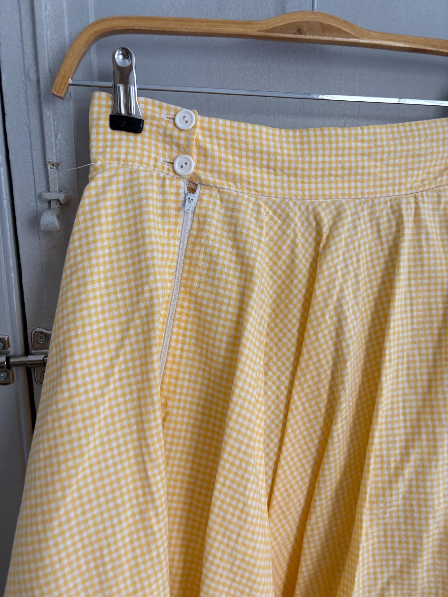 Vintage yellow cottage core mini skirt picnic checkered pattern wedding guest summer party volume zipper closure, Size S