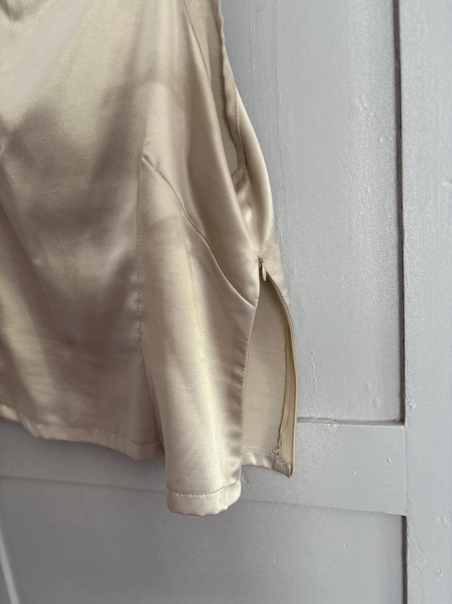 Vintage Fhertton Barcelona Satin Camisole – Designer Luxury Spanish Label – Champagne Gold Slip Top – Size L