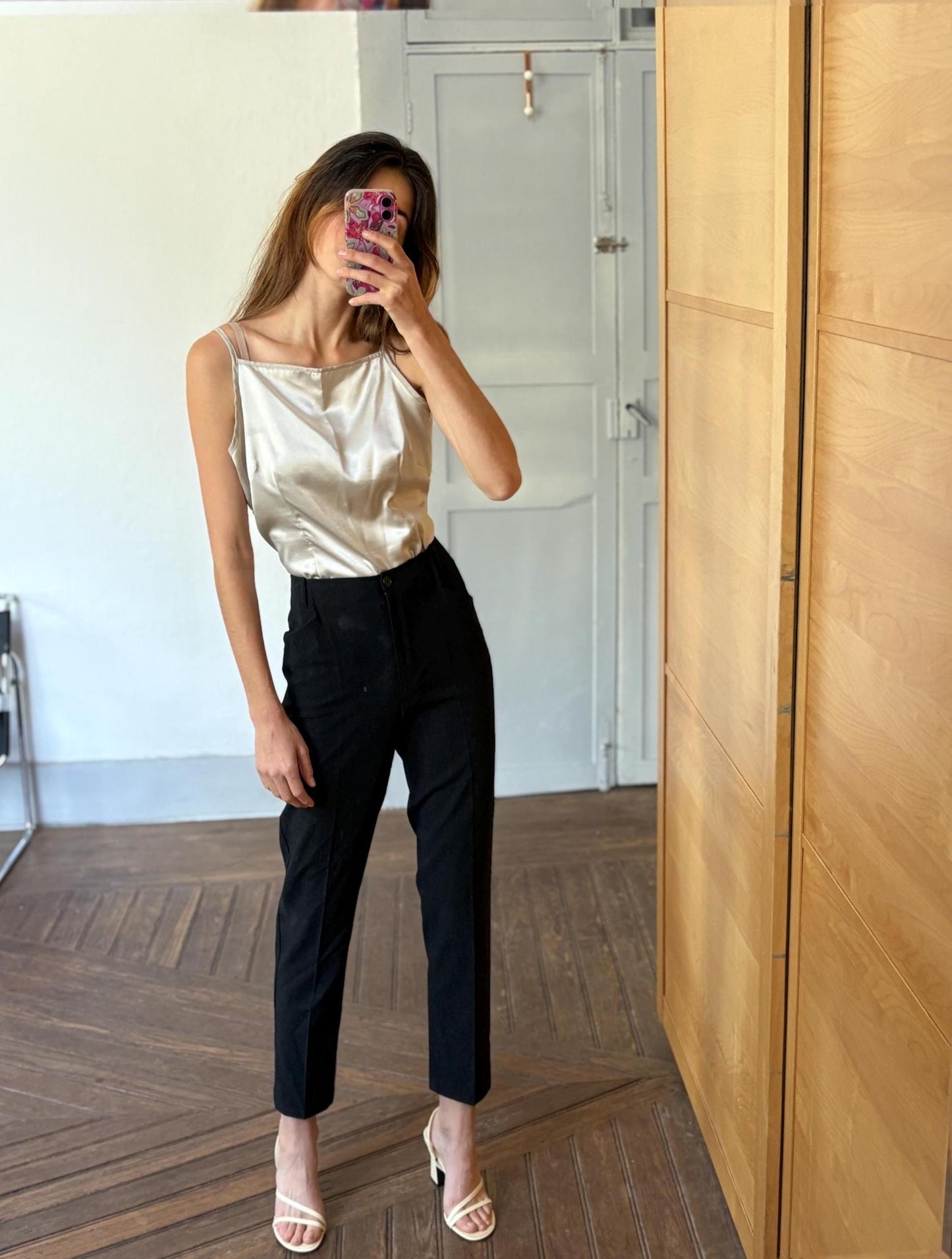 Vintage woman trousers by Jones, Black tailored luxury fit minimalist pants, Dark Academia aesthetic, size S