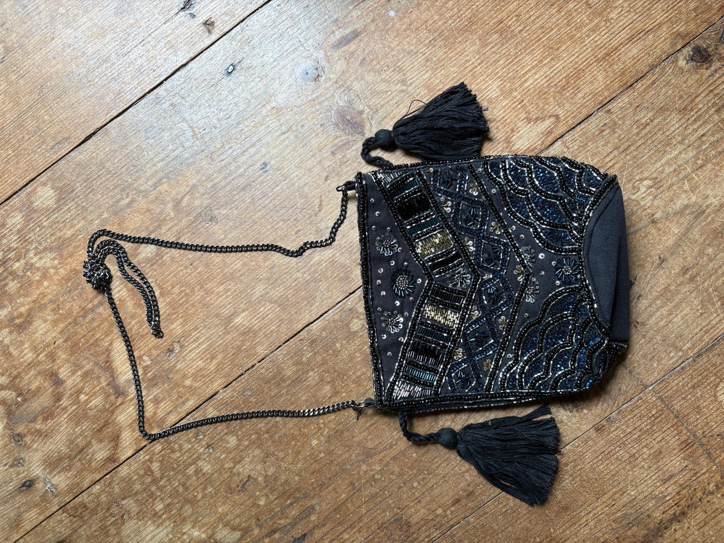 Vintage Black Beaded Sequin Shoulder Bag – Boho Gatsby-Inspired Evening Purse with Tassels