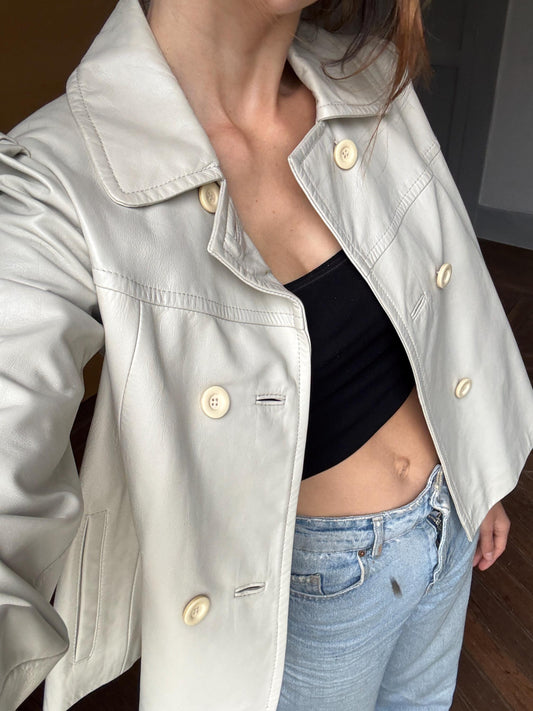 Vintage Corty Bennett Cream Leather Jacket, Retro 90s Style, Cropped Boxy Fit, Luxury leather Outerwear, Size S