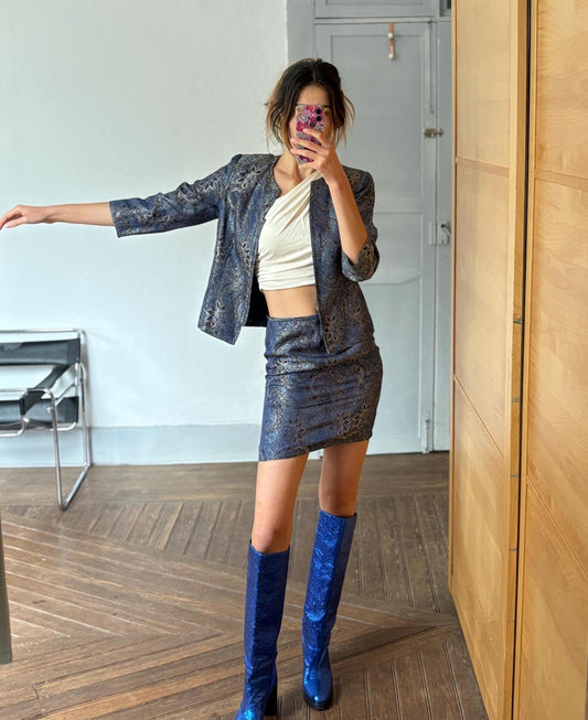 Vintage Alain Manoukian Skirt and Jacket Set – 90s Blue Metallic Paisley feminine suit set, Y2K aesthetic retro outfit