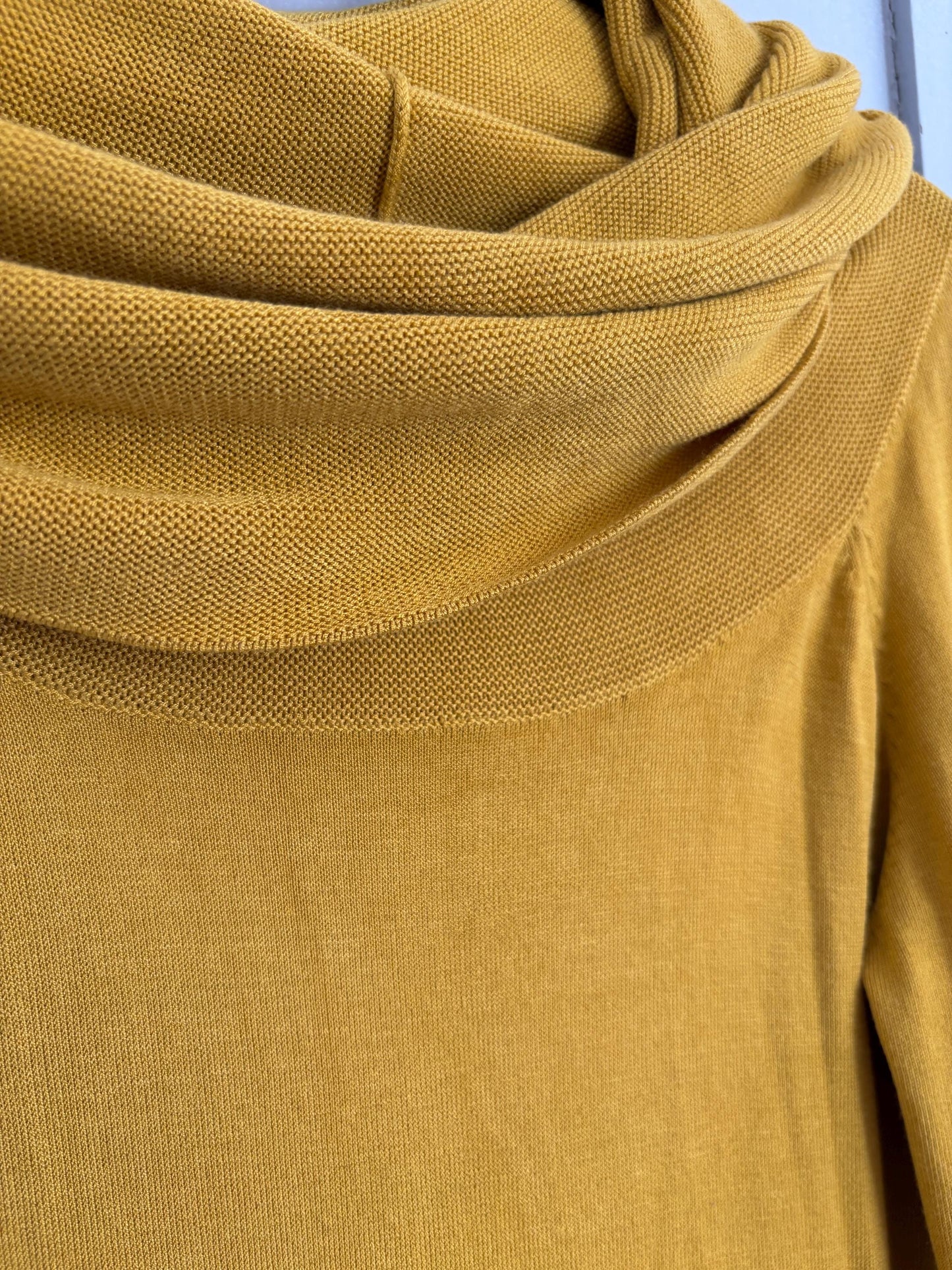 Vintage yellow Guess by Marciano dress stretchy curve-hugging bodycon long sleeve, Size S