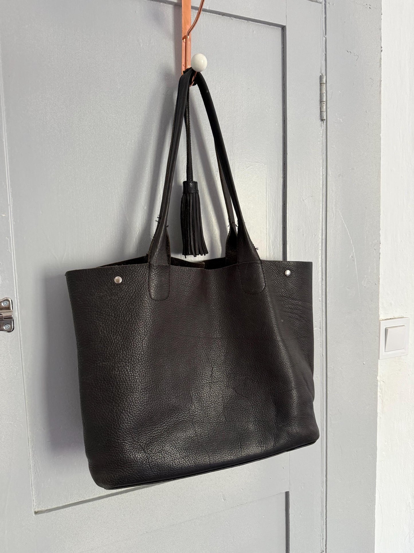 Black leather bag, Minimalist stylish shopper, Luxe diaper bag, Tassel detail schoolbag roomy book bag