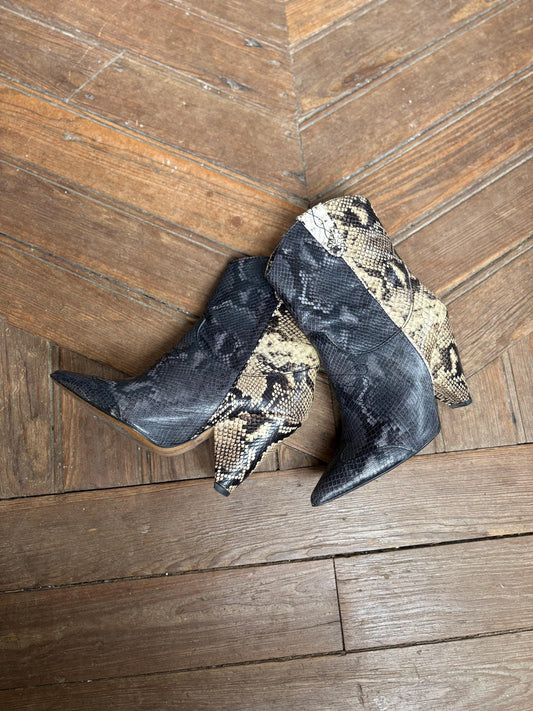 VINTAGE Essentiel Antwerp Designer Shoes, SizeEU 39, Snakeskin Ankle Boots, Cowboy Style heels