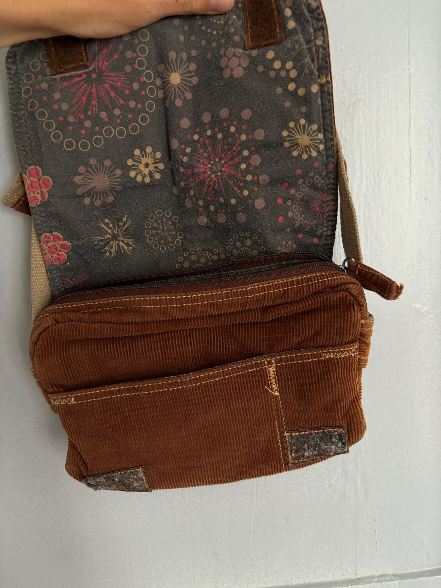 Vintage Levi’s Y2K Corduroy Shoulder Bag | Small Retro 90s Style Purse | Brown Mini Messenger Bag | Secondhand Streetwear Accessory