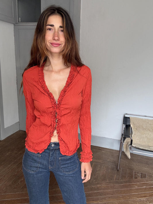 Vintage red ruffled blouse – romantic long sleeve top, UK 12 / EU 40, hook & eye closure, soft statement piece