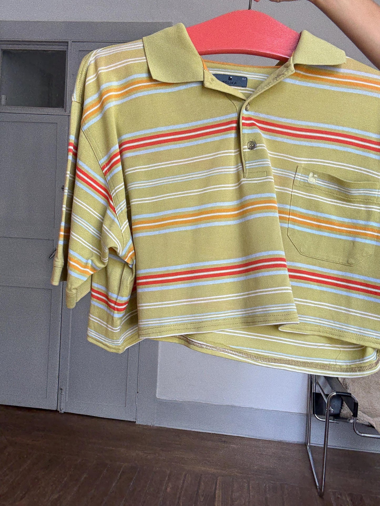 Reworked Vintage Belika Polo – Cropped Striped Polo Shirt in Cheerful Colors, Unisex Oversized Fit, Upcycled from Menswear, Size L