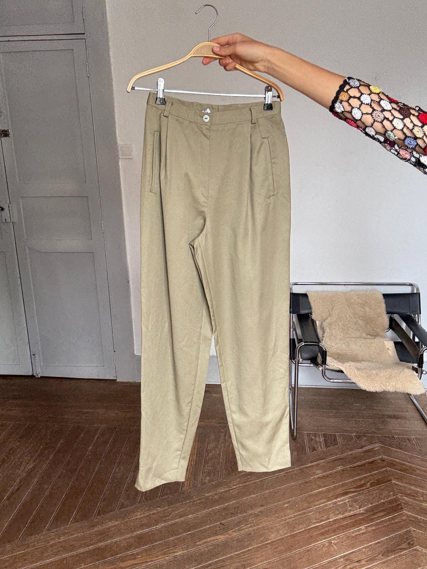 Vintage Italian Wool Trousers – Green Pleated High Waist Pants, Light Academia Workwear, 100% Wool, Made in Italy, Size XS - S