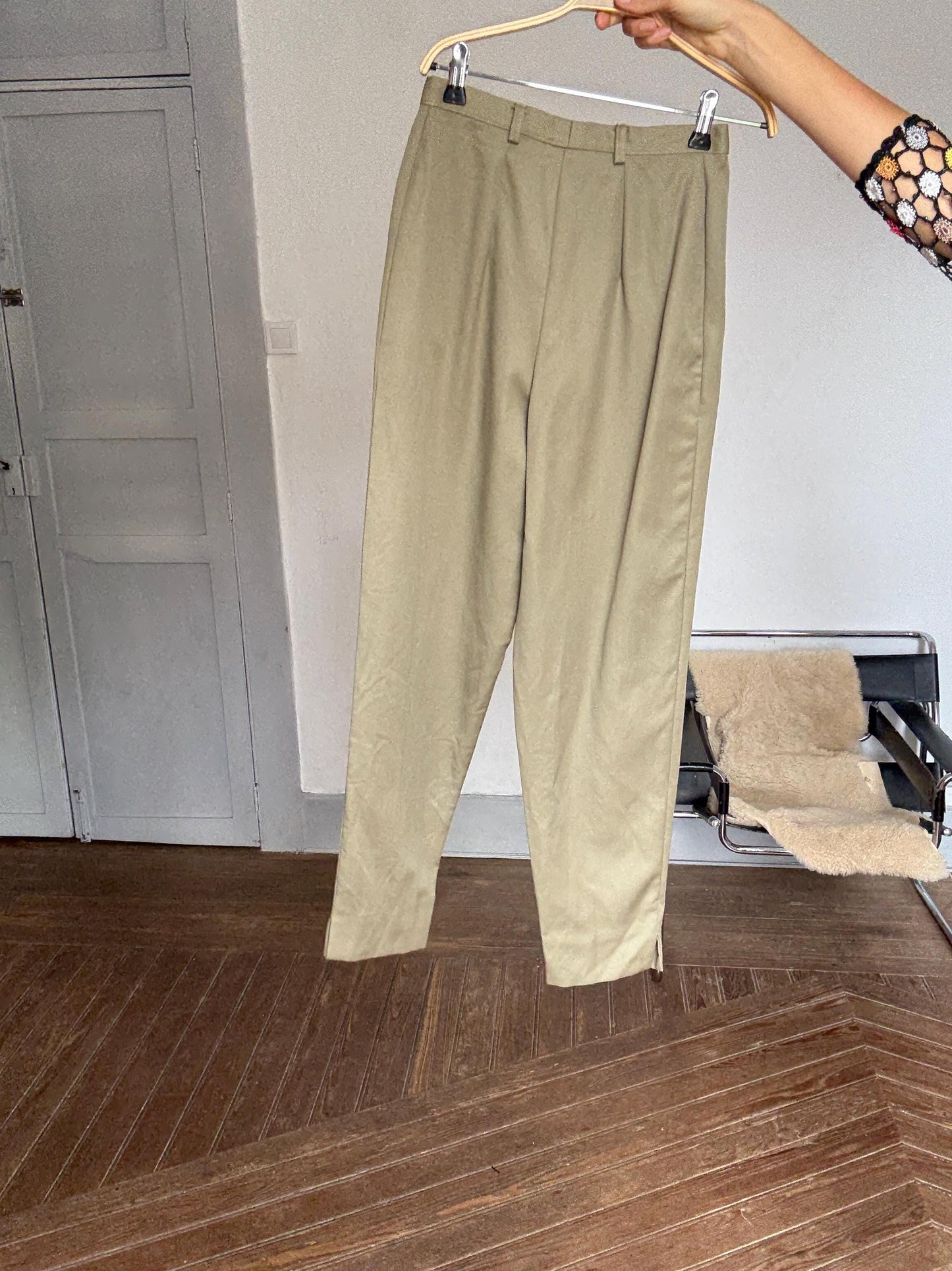 Vintage Italian Wool Trousers – Green Pleated High Waist Pants, Light Academia Workwear, 100% Wool, Made in Italy, Size XS - S