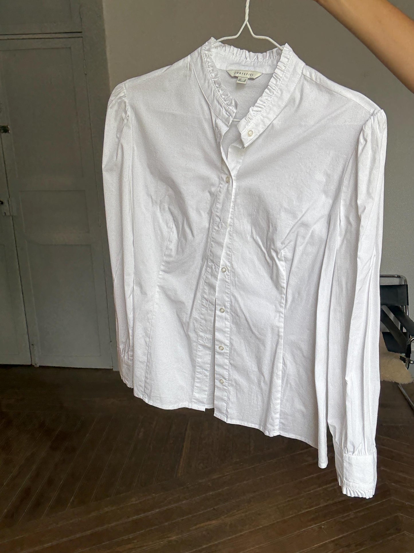 Vintage White Cotton Ruffle Blouse – Mock Neck Formal Shirt, Size 38 M, Elegant Officewear