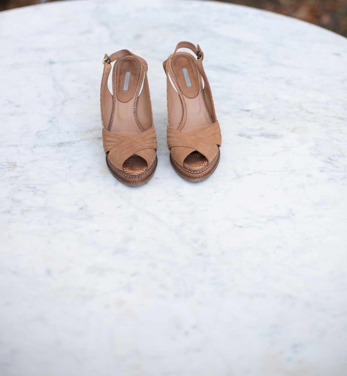 Uterque open toe vintage high heels, elegant formal designer pumps, beige high heels
