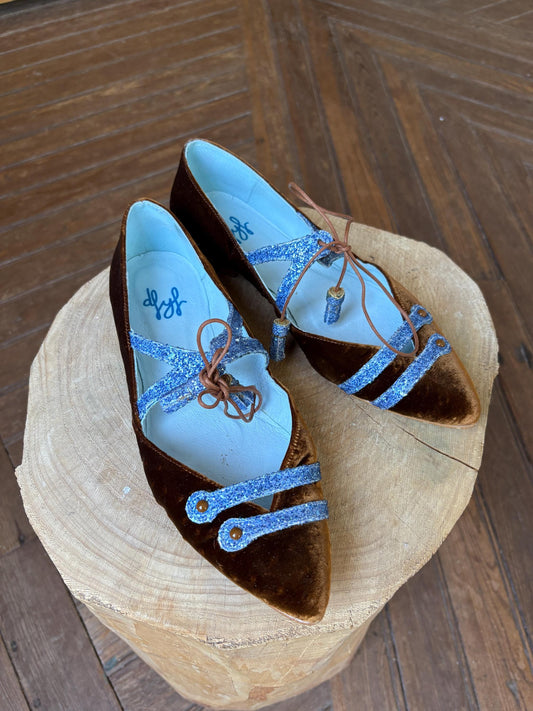Glittery velvet flats, size 41, made in Spain, Brown & blue party shoes by DLYF – magical statement pair!