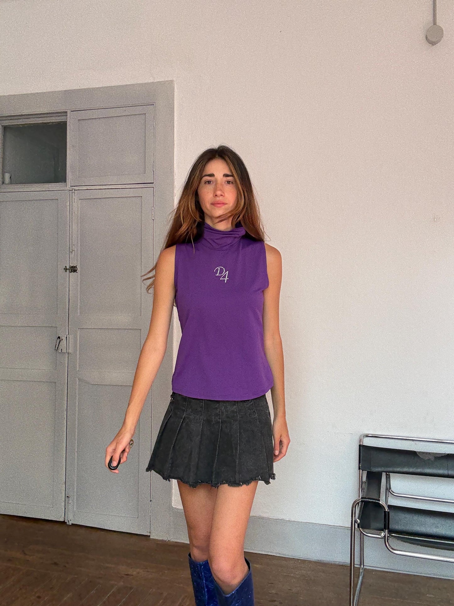 Y2K Purple Rhinestone Turtleneck Top – Vintage Division 4 Sleeveless Camisole – Made in Spain, Size L