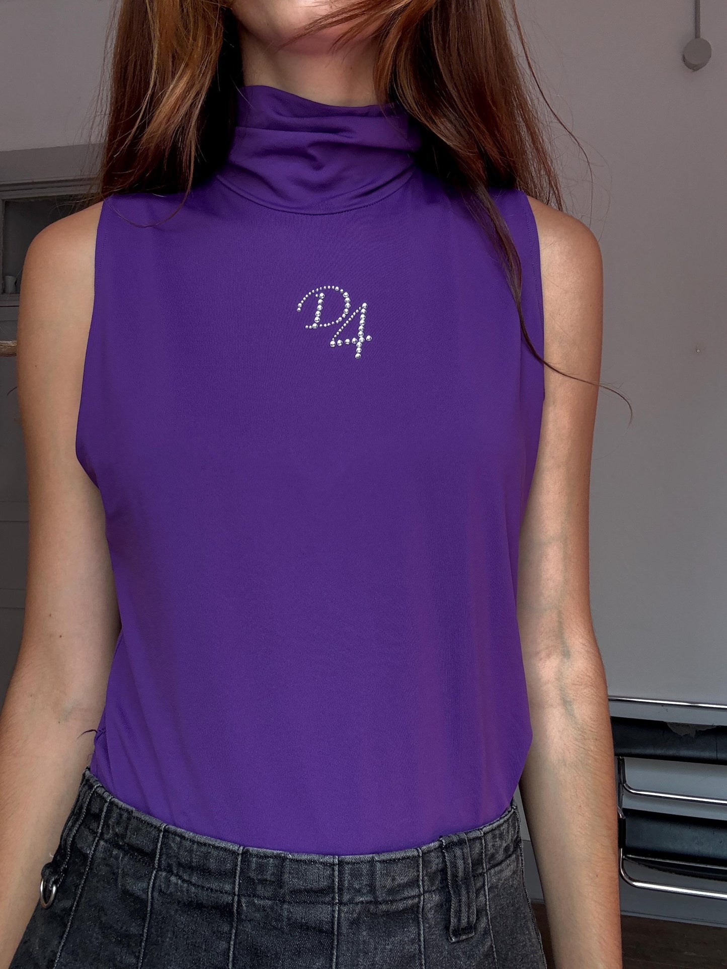 Y2K Purple Rhinestone Turtleneck Top – Vintage Division 4 Sleeveless Camisole – Made in Spain, Size L