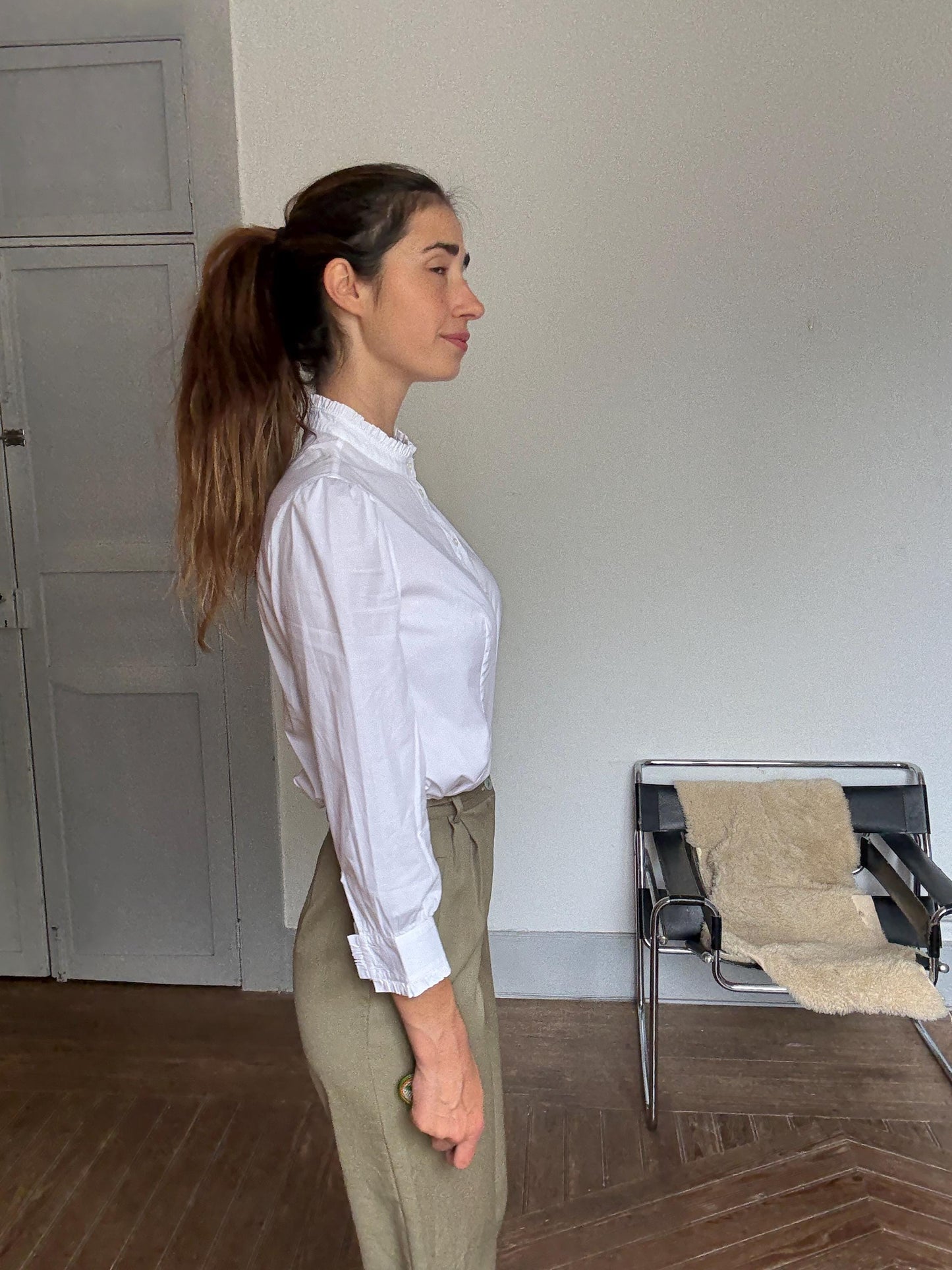 Vintage White Cotton Ruffle Blouse – Mock Neck Formal Shirt, Size 38 M, Elegant Officewear