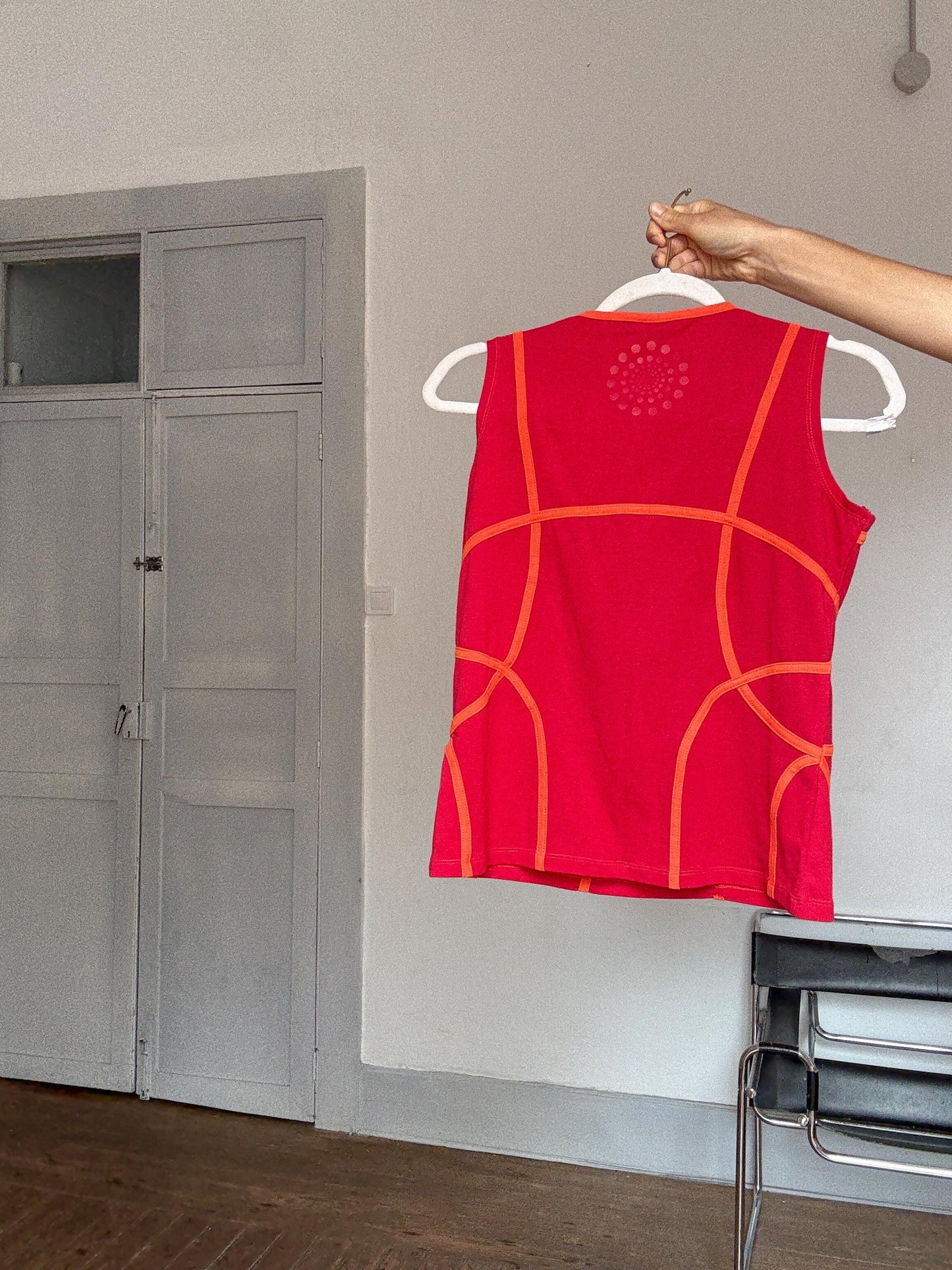 Y2K Vintage Futuristic Panel Top – Cyber Tank with Contrast Stitch – Spacecore Club Kid Aesthetic – Christina Milian Style, Size L