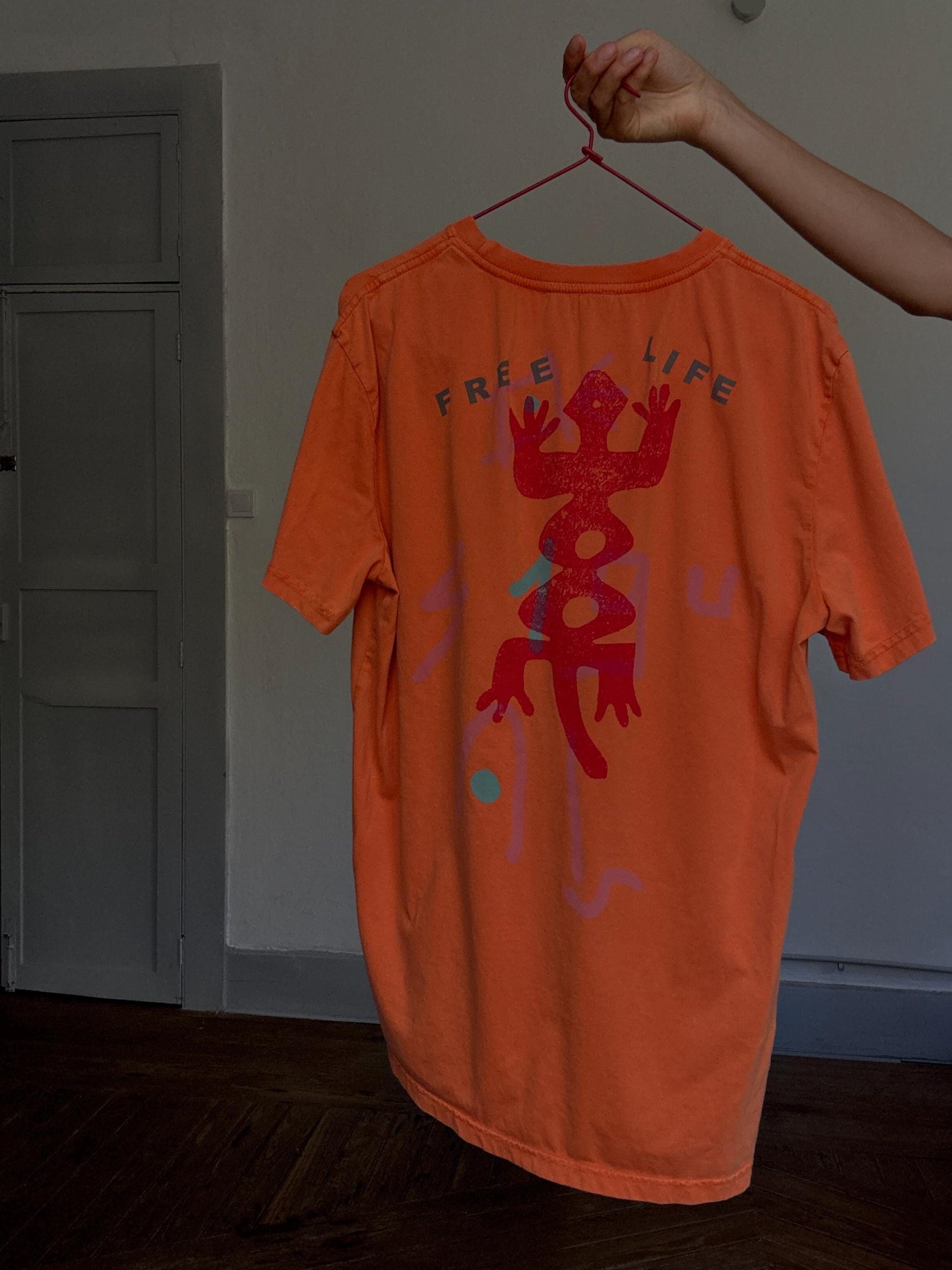 Desigual orange cotton t-shirt – “Free Life” bold back print, lizard graphic, retro 90s style tee with front logo, size M