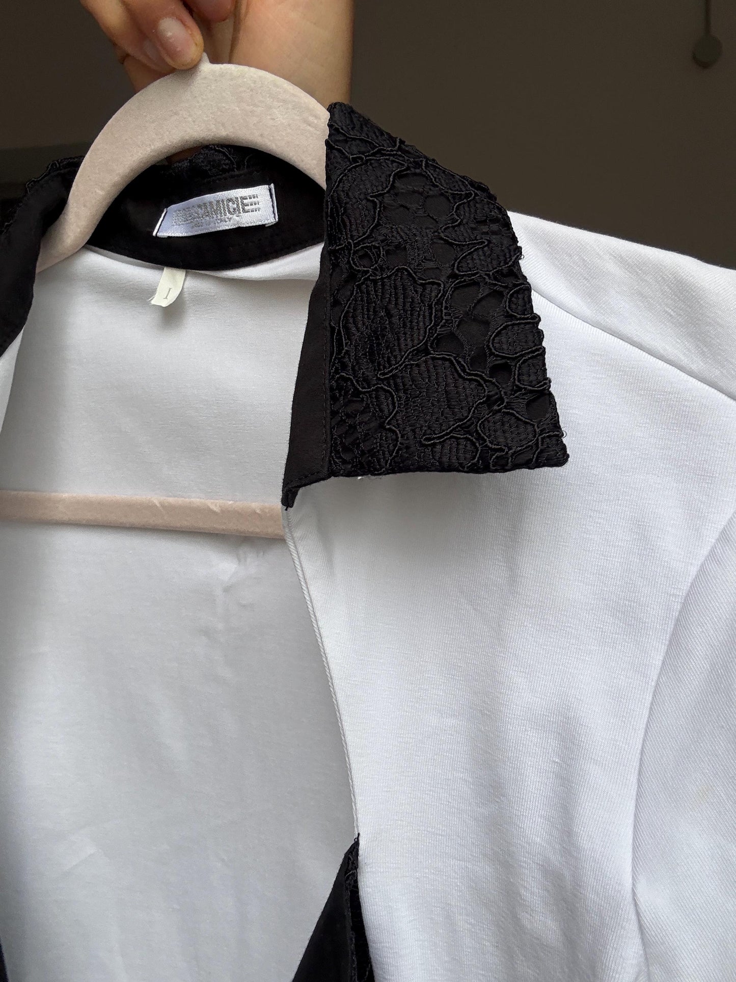 Vintage Nara Camicie Italy Romantic Lace Shirt – Black & White Corset Style Blouse – 90s Luxury Vibe – Worn Like Bella Hadid