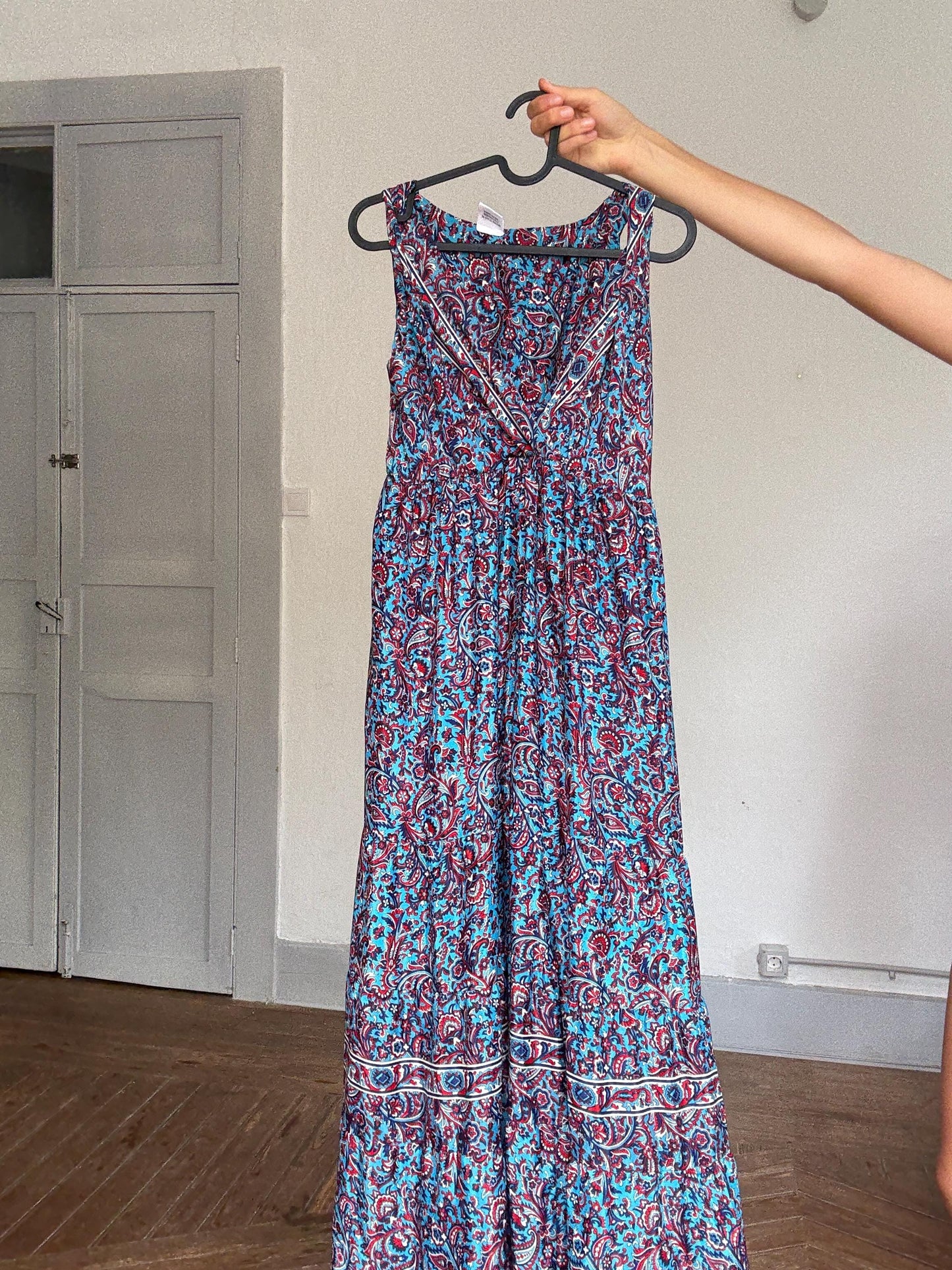 Boho Blue Paisley Maxi Dress – Indie Aesthetic Summer Festival Look,