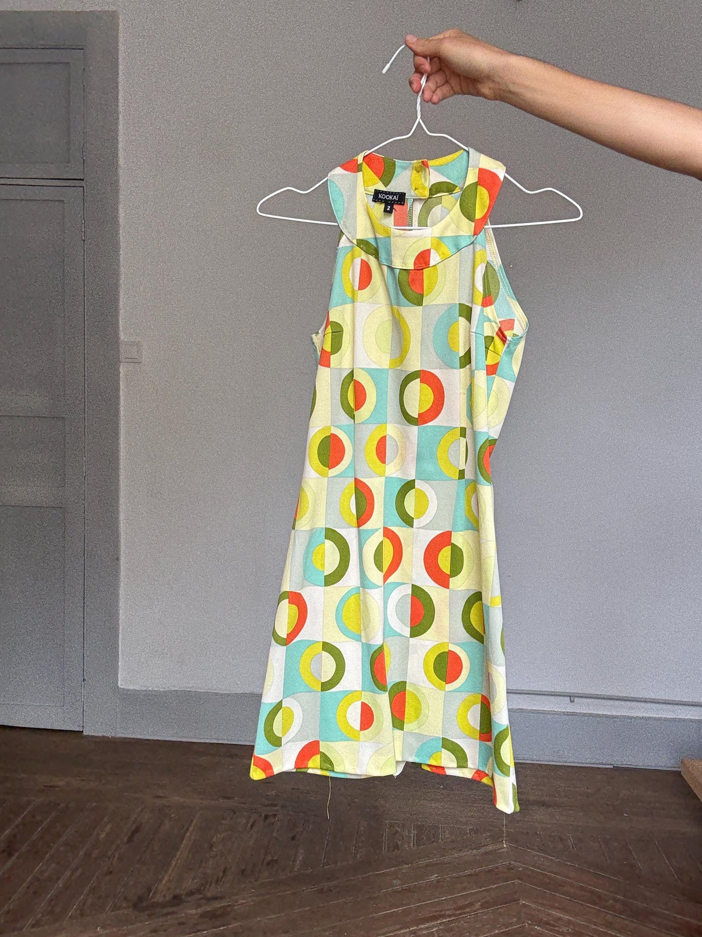 Y2K Retro Mod Mini Dress by Kookaï – 60s Psychedelic Circle Print | Sleeveless Micro Dress | Twiggy Aesthetic Party Look | Size S