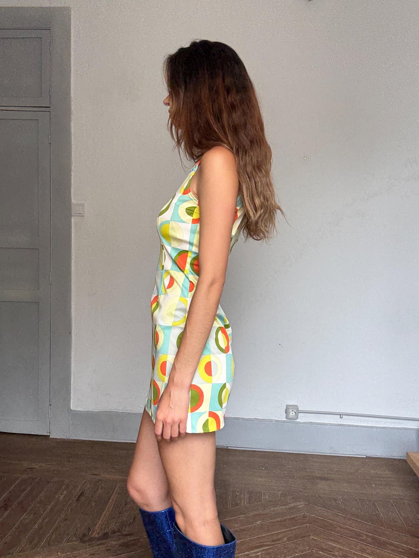 Y2K Retro Mod Mini Dress by Kookaï – 60s Psychedelic Circle Print | Sleeveless Micro Dress | Twiggy Aesthetic Party Look | Size S