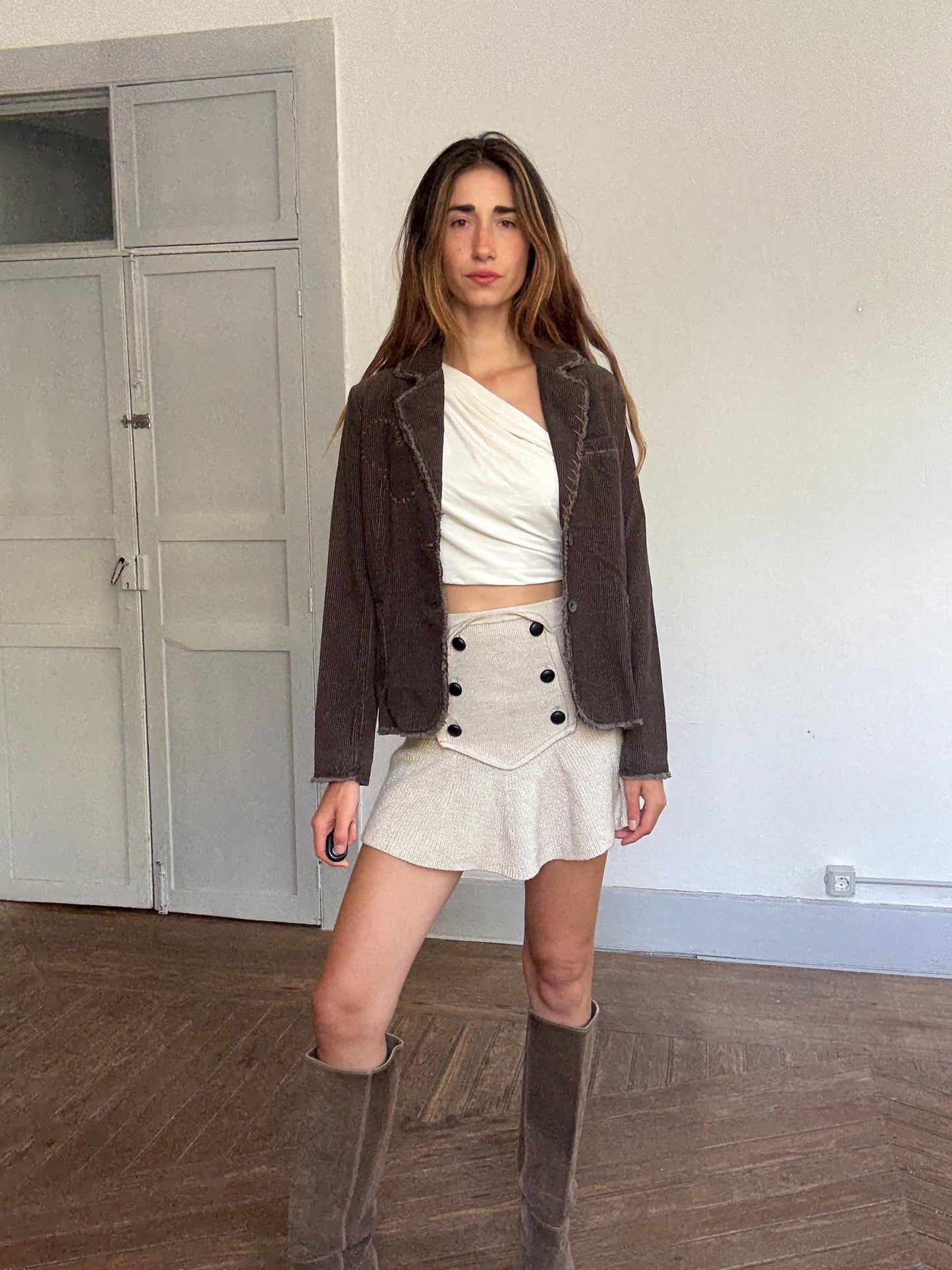 Y2K Corduroy Blazer Jacket – Silvian Heach | Dark Brown Distressed Stitch Detail | Bella Hadid Street Style Vibe | Grunge Academia | Size L