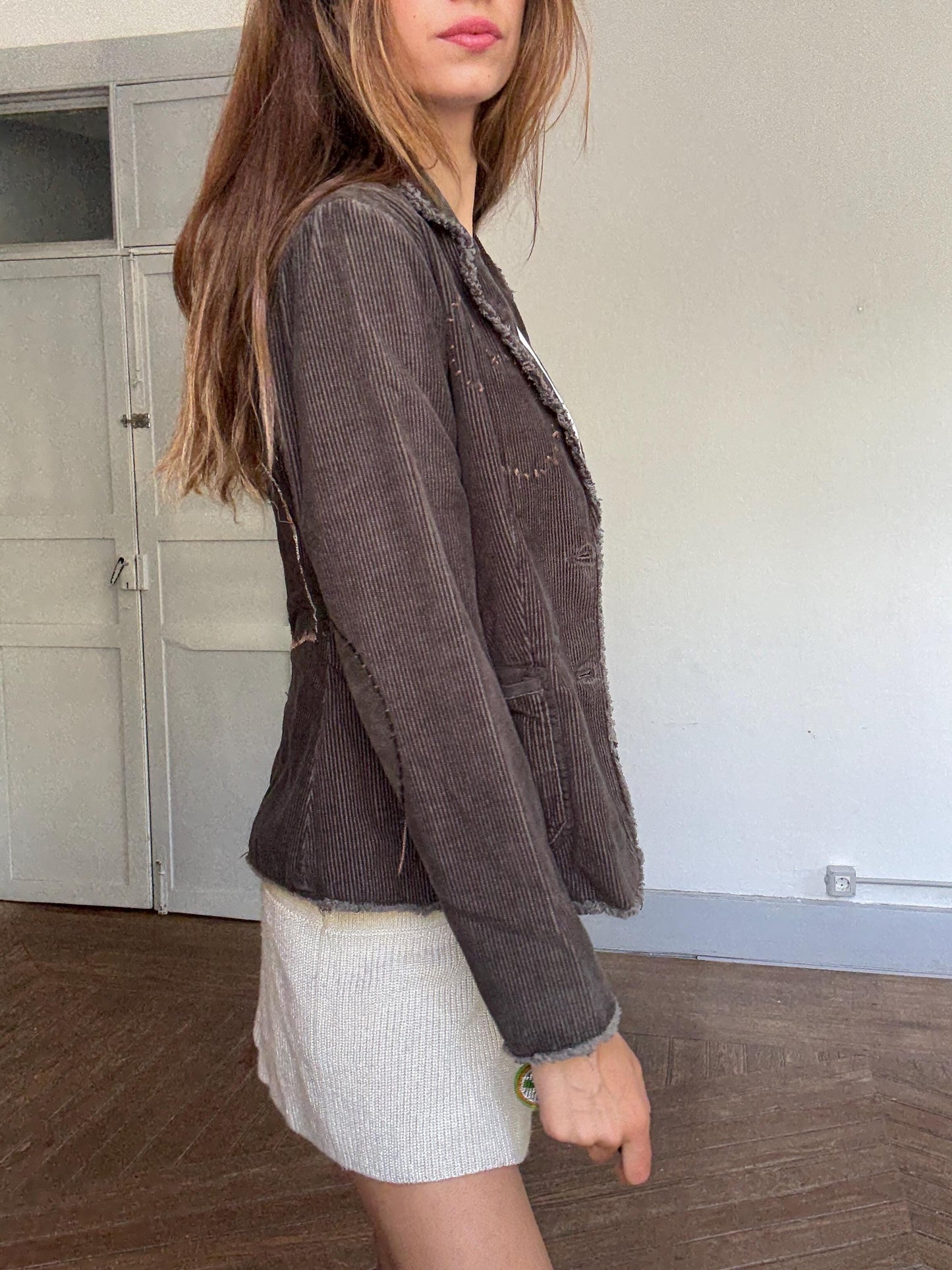 Y2K Corduroy Blazer Jacket – Silvian Heach | Dark Brown Distressed Stitch Detail | Bella Hadid Street Style Vibe | Grunge Academia | Size L
