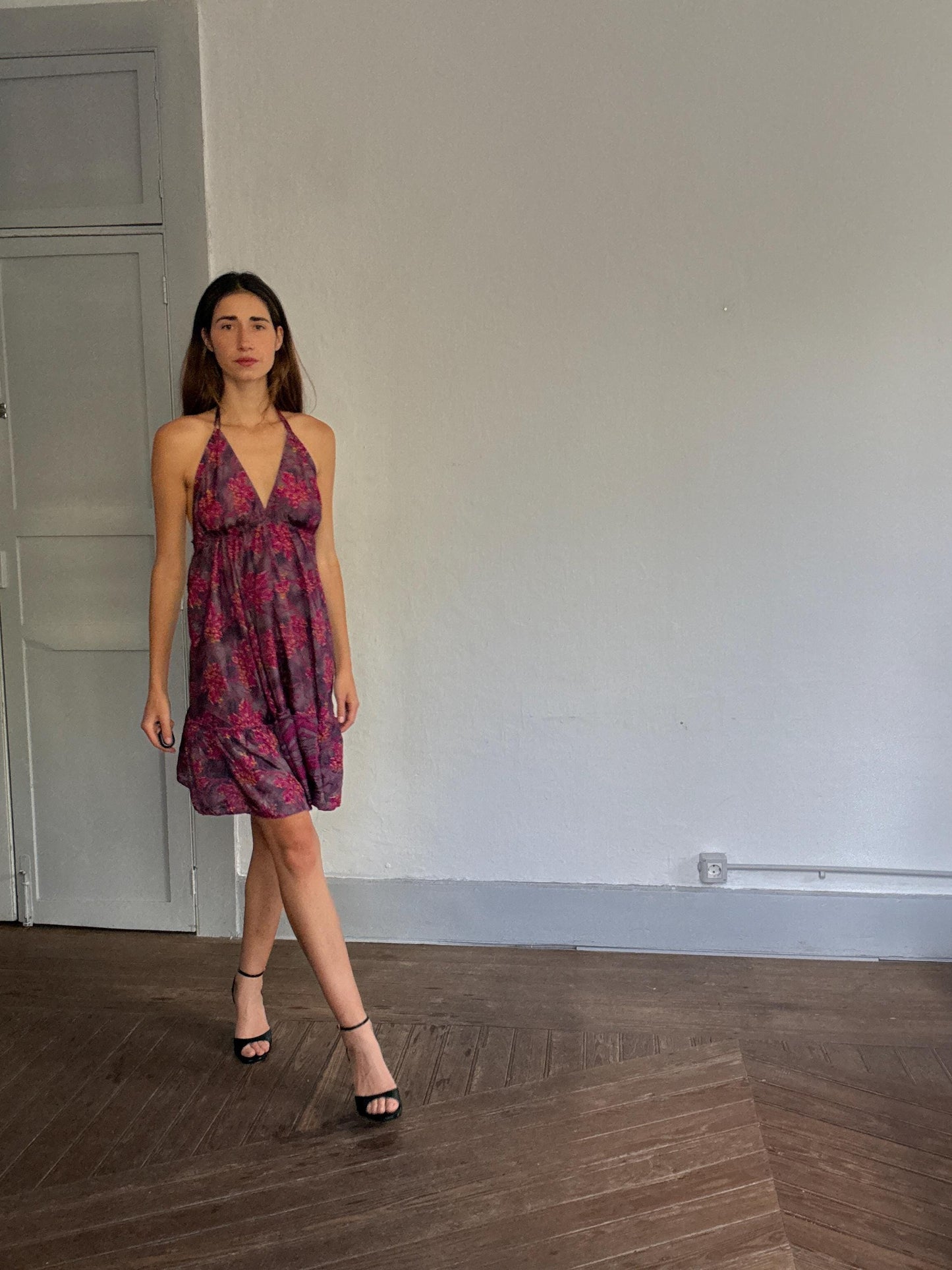 Boho Open Back Floral Halter Dress – 70% Silk, Y2K Festival Look, Size S-M