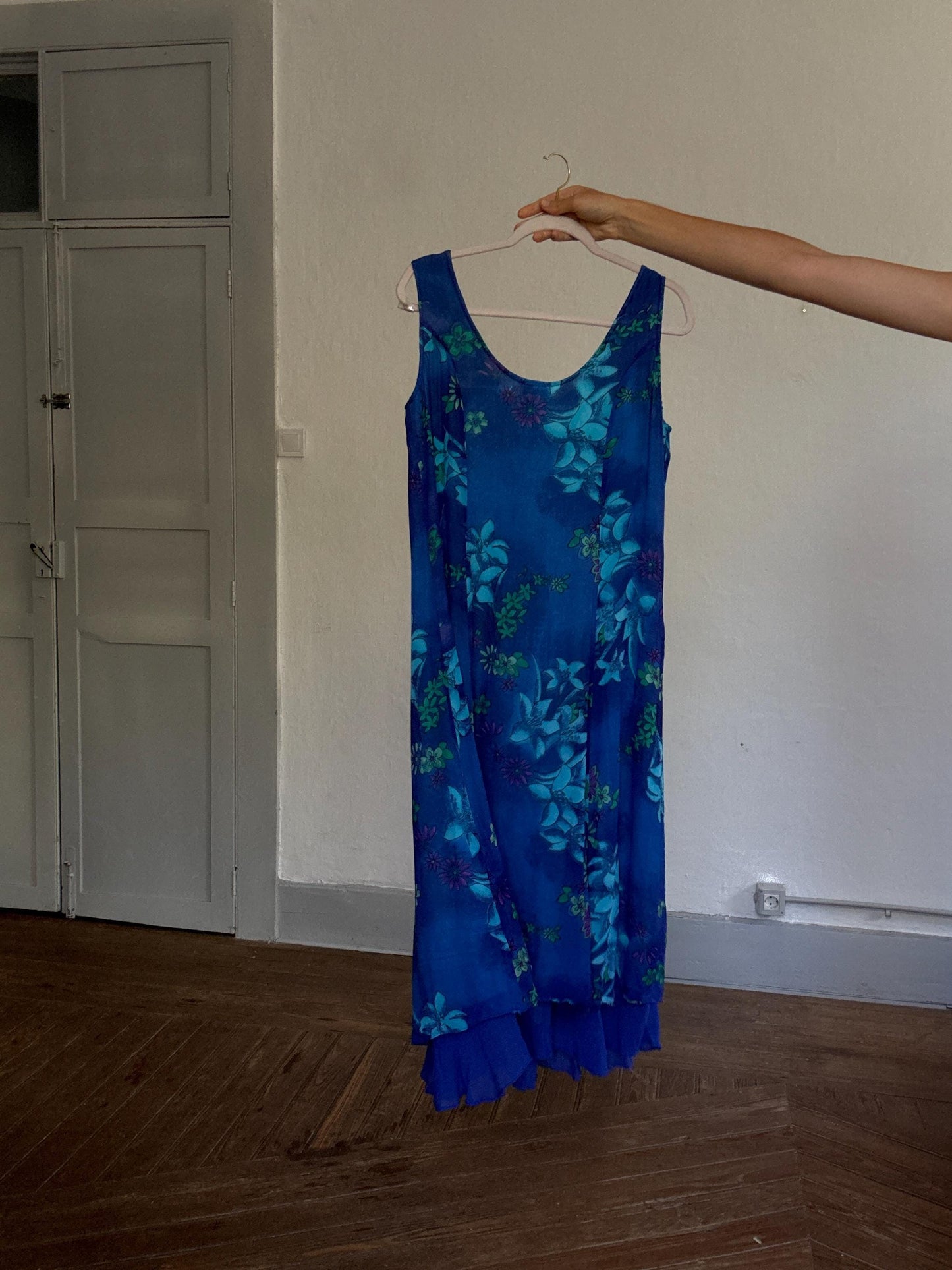 Vintage blue floral midi dress ruffle hem Y2K dreamy vacation style, Summer clothing, Plus size women wear