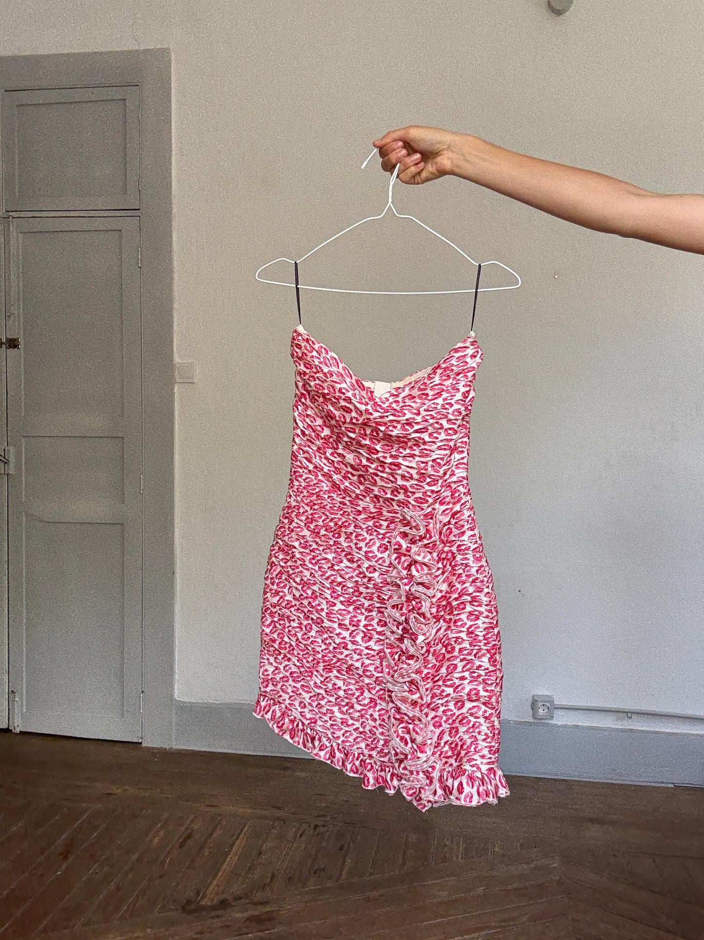 Manoush Y2K Kiss Print Mini Dress | 00s Strapless Pink Lipstick Dress | Ruffle Hem Party Dress | Size FR 36 / UK 8 / US 4