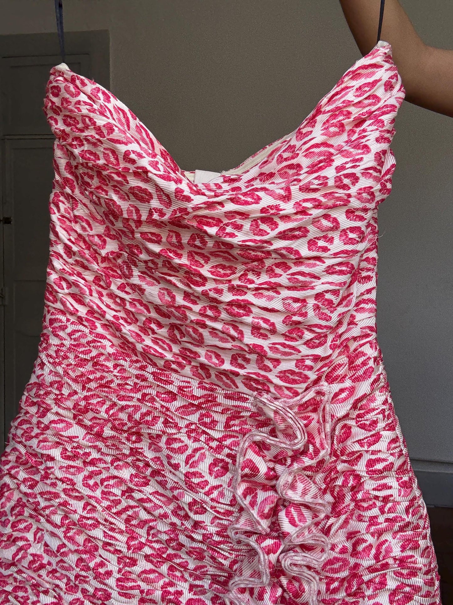 Manoush Y2K Kiss Print Mini Dress | 00s Strapless Pink Lipstick Dress | Ruffle Hem Party Dress | Size FR 36 / UK 8 / US 4