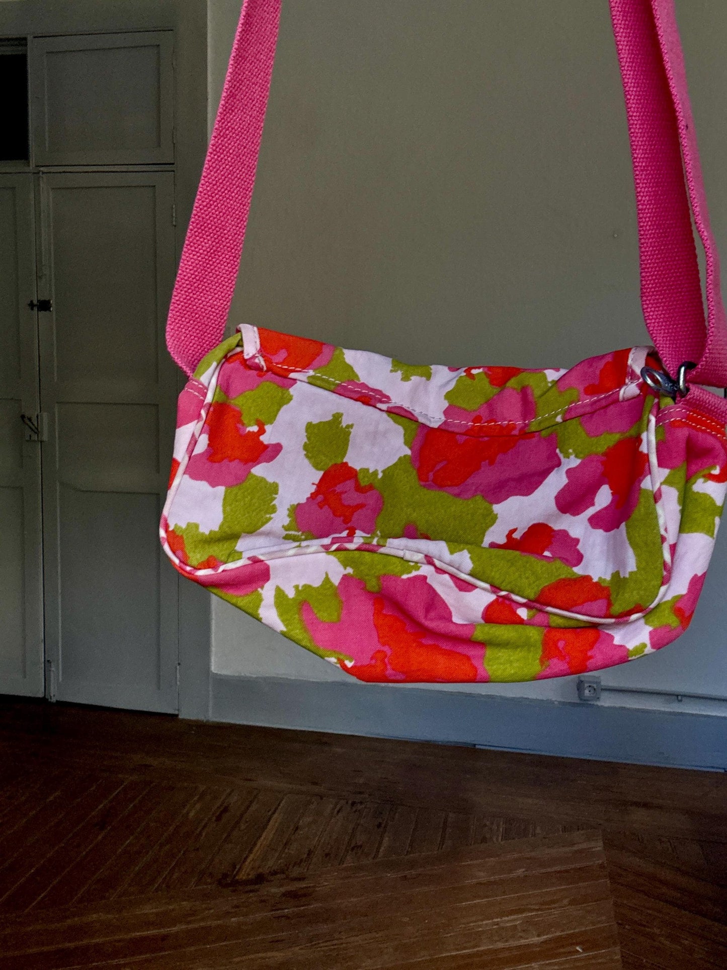 Kipling Pink Floral Shoulder Bag | Y2K Style Nylon Crossbody | Bold Patterned Secondhand Bag | No Monkey Charm
