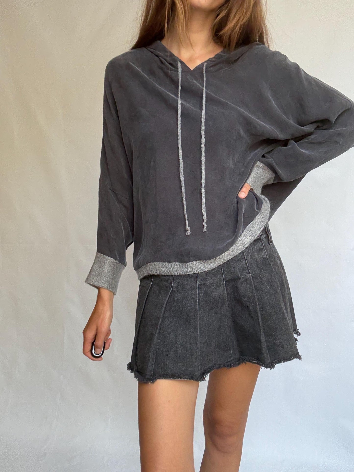 Southern Cotton hoodie XL – charcoal color feels silk blend pullover with wool trim – relaxed oversized fit – soft hooded sweater