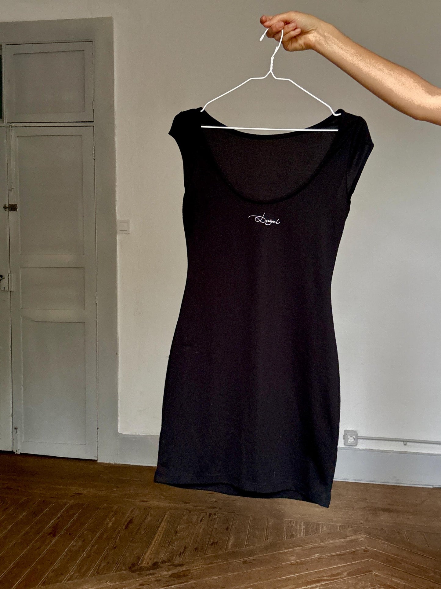Desigual Black Mini Dress – Sleeveless Bodycon Casual Party Dress – Y2K Crystal Detail – Size S