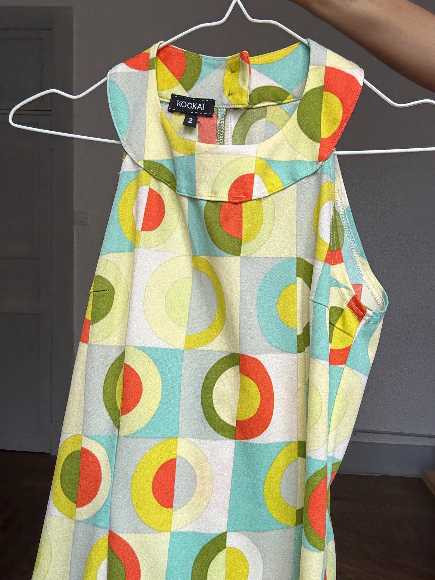 Y2K Retro Mod Mini Dress by Kookaï – 60s Psychedelic Circle Print | Sleeveless Micro Dress | Twiggy Aesthetic Party Look | Size S