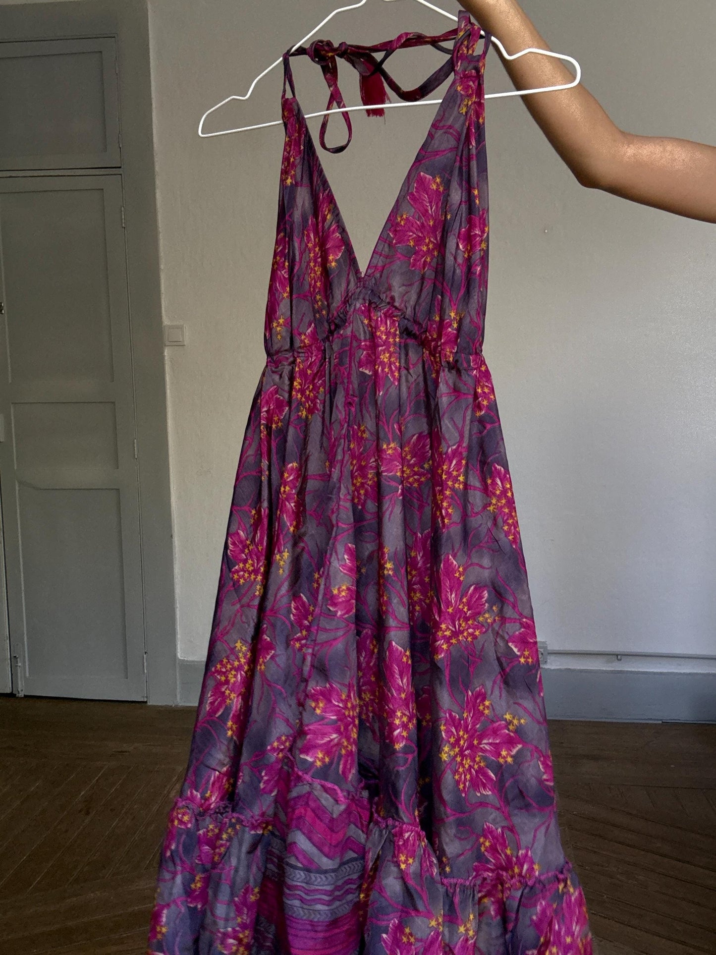 Boho Open Back Floral Halter Dress – 70% Silk, Y2K Festival Look, Size S-M