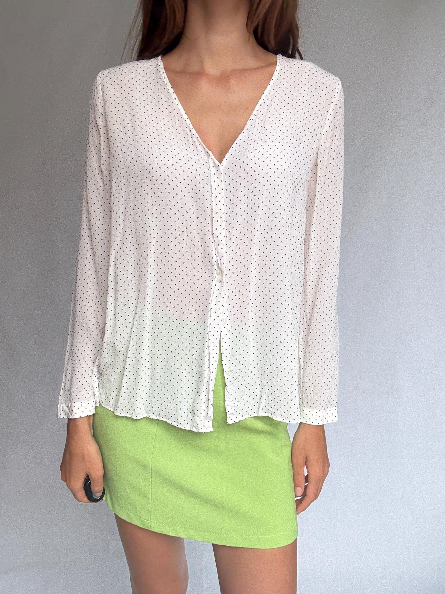 Massimo Dutti white blouse EUR 42 – minimalist polka dot button-up – soft draped fit – feels like viscose or polyester
