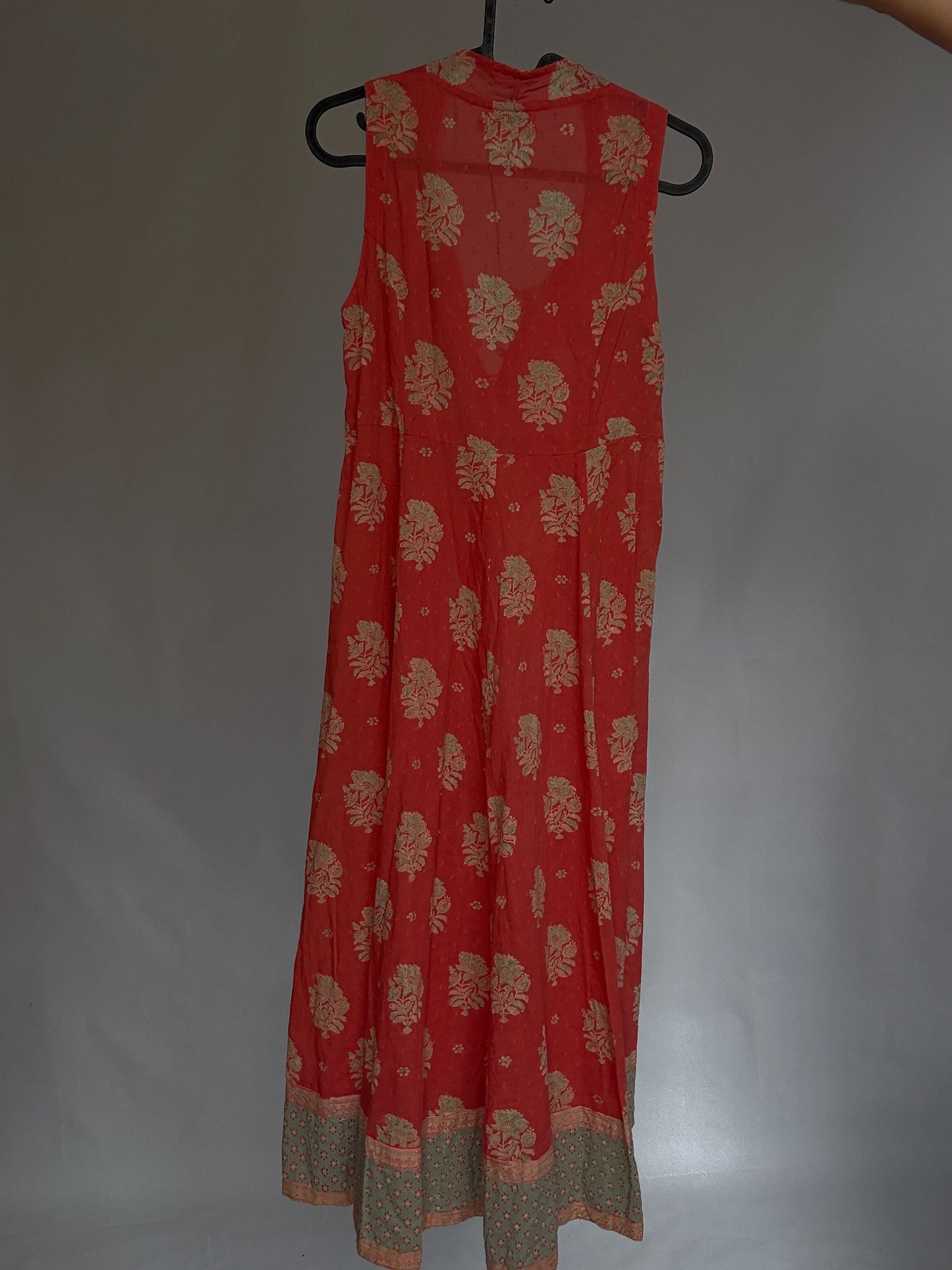 Fabindia sleeveless cotton midi dress – coral floral print – size S slim fit – boho summer dress in breathable fabric