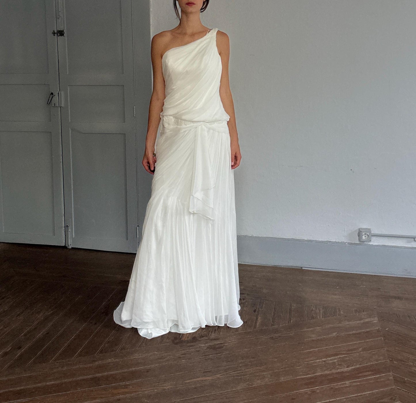 Pronovias One Shoulder Wedding Dress – Greek goddess bridal gown, draped satin maxi dress UK 12 D38, bridal 2000s red carpet vibe