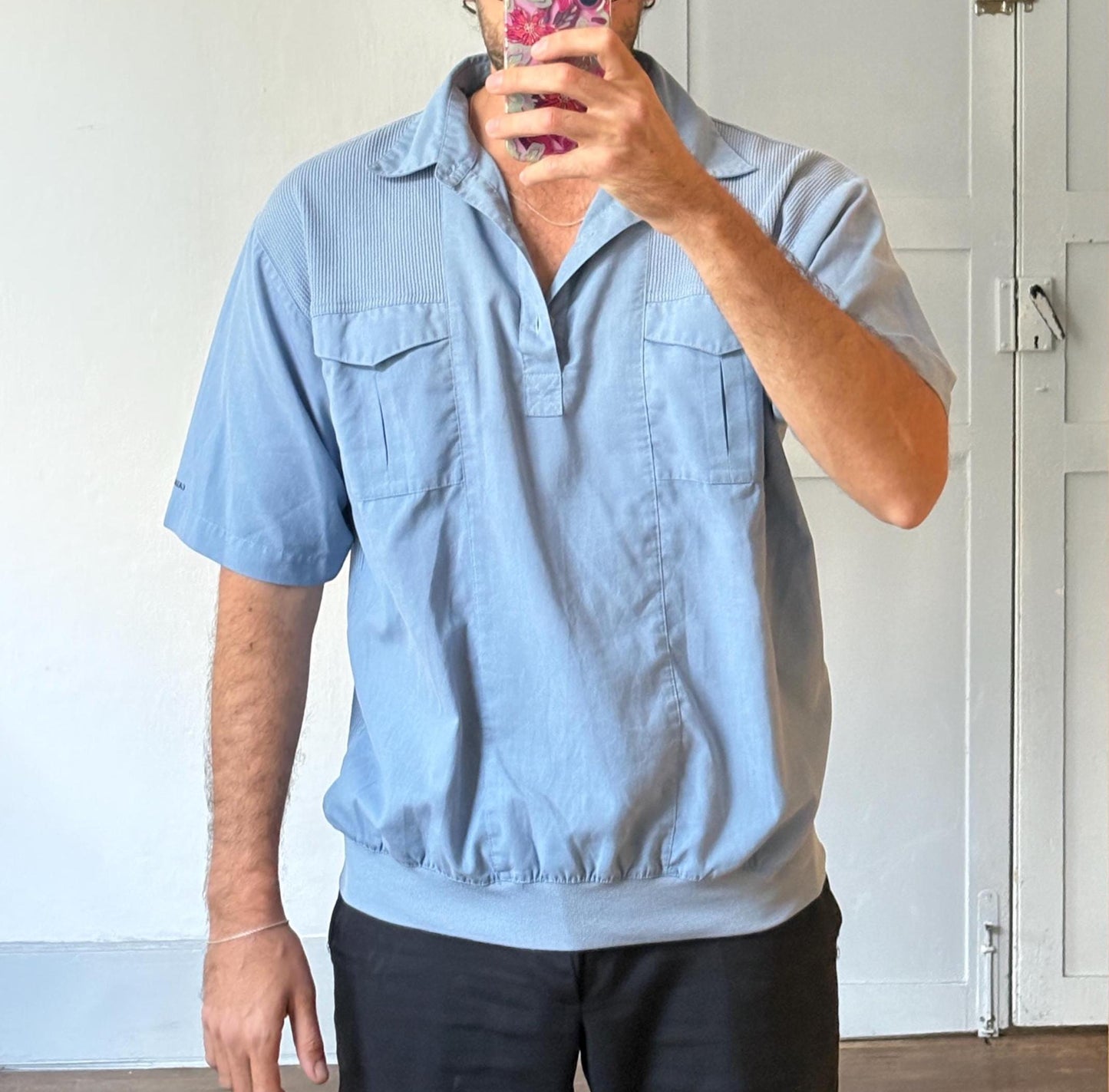 Vintage Light Blue Polo Shirt – Unisex Relaxed Fit – Catamaran 80s Soft Knit Look (Men’s XL / Oversized Women’s L-XL)