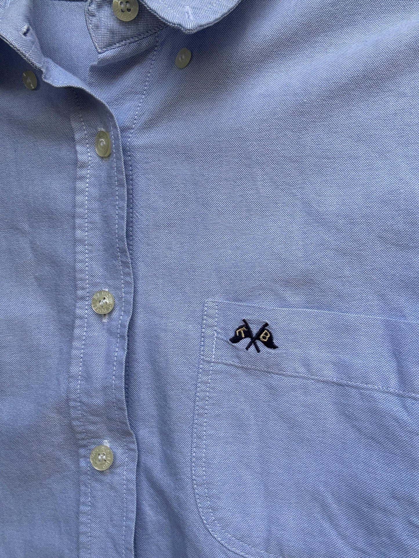 Vintage Thomas Burberry cotton button-up shirt with embroidered logo – classic fit, timeless piece, high quality feel (100% cotton)